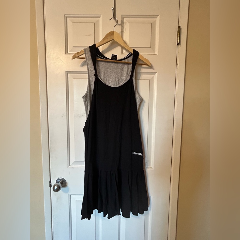 Bench dress